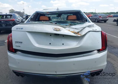 2017 Cadillac Ct6 Luxury z USA, uszkodzony, nr VIN 1G6KD5RS2HU174044